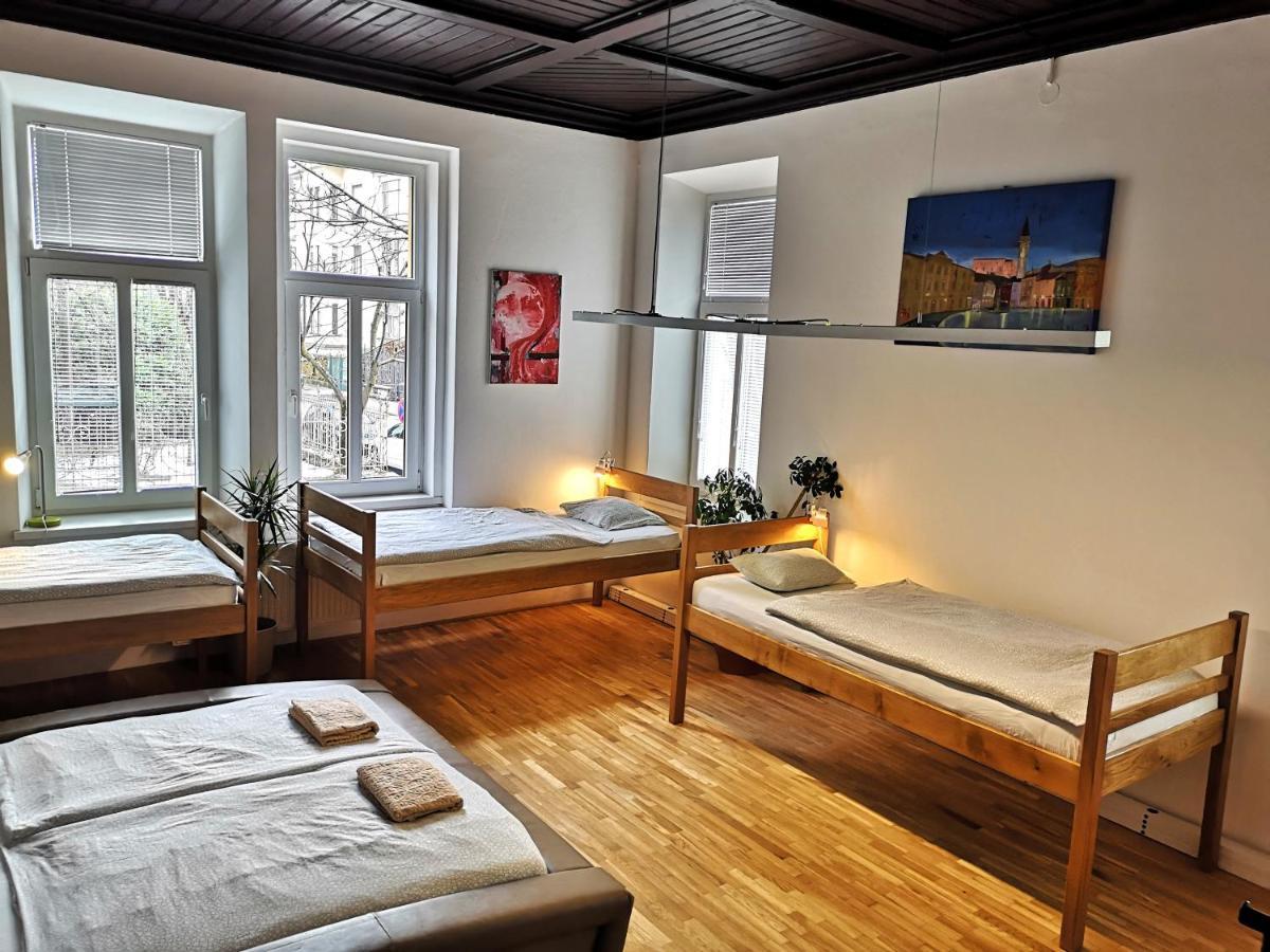 Unique Vila Veselova, Ljubljana City Center ภายนอก รูปภาพ